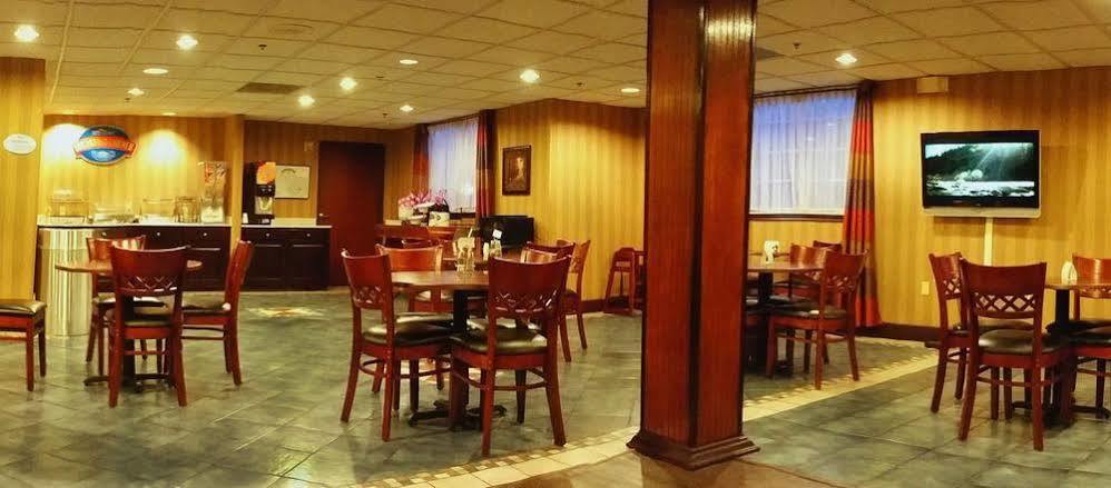 Baymont Inn And Suites Carthage 外观 照片