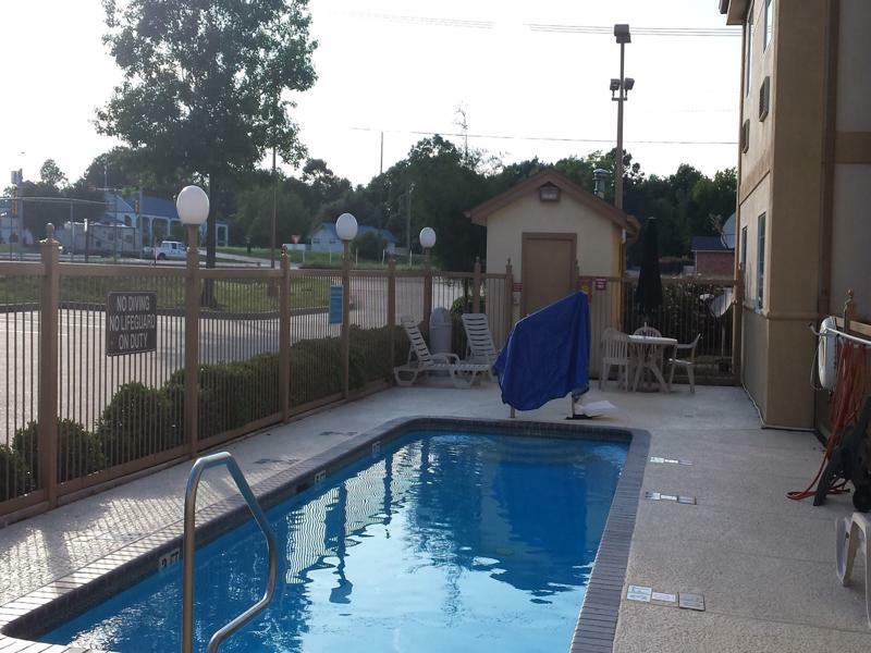 Baymont Inn And Suites Carthage 外观 照片